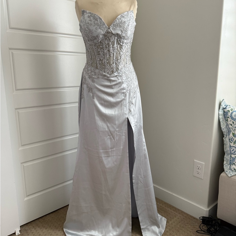Elegant Beaded Satin Silver Mermaid Dress/Evening Gown